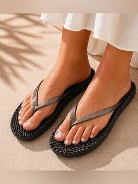 Ilse Jacobsen Dark Brown Braided Flip Flops Glitter Strap NWT sizes 7 & 10